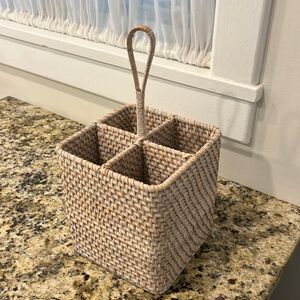 Seagrass basket